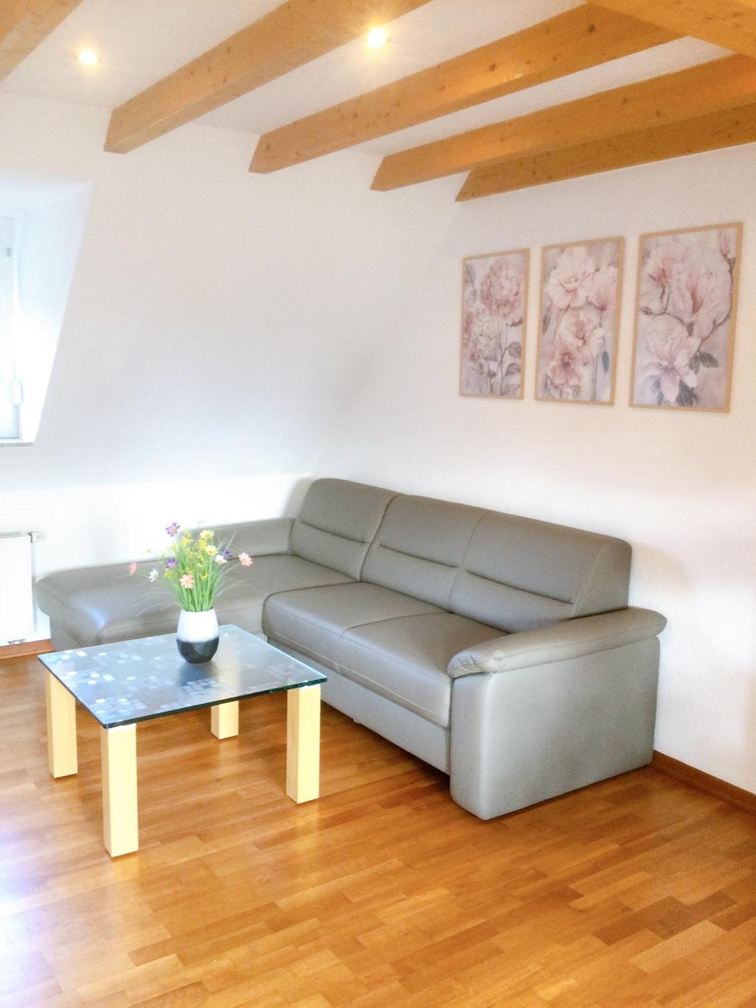 Wohnung Mit Stil Тройсдорф Экстерьер фото
